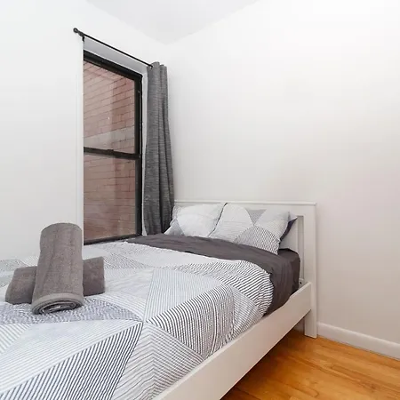 The Upper East Side Monthly New York