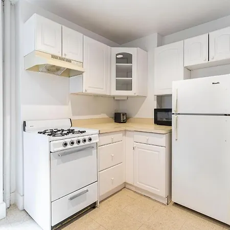 The Upper East Side Monthly Apartment *