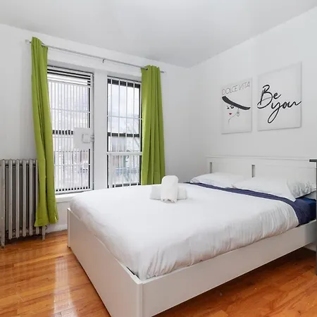 The Upper East Side Monthly * New York