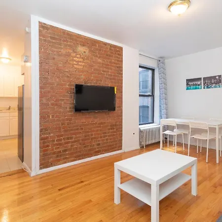 The Upper East Side Monthly Apartment