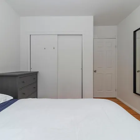 Apartment The Upper East Side Monthly *