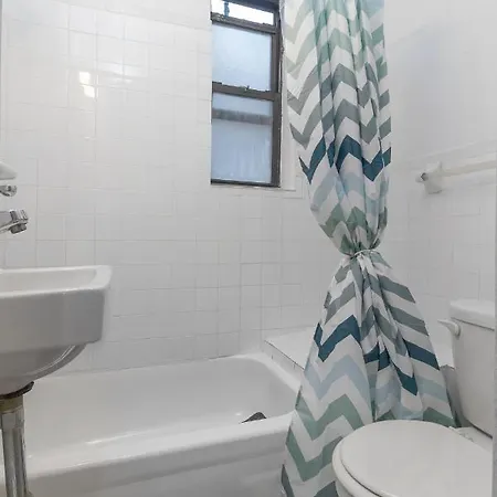 The Upper East Side Monthly New York