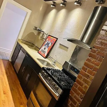 Two Bedroom Excellent Location Apartment *