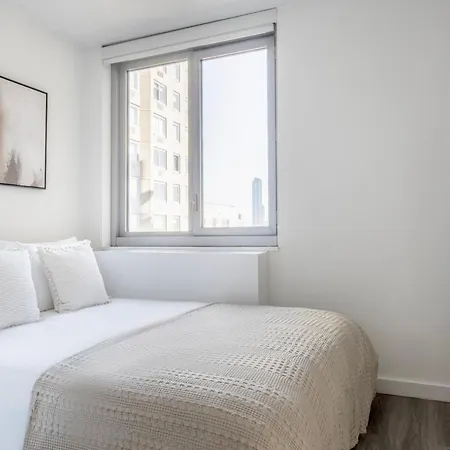Apartment Murray Hill 3br W Gym Lounge Nr East River Nyc-943