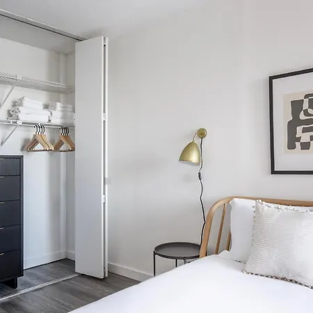 Apartment Murray Hill 3br W Gym Lounge Nr East River Nyc-943 New York