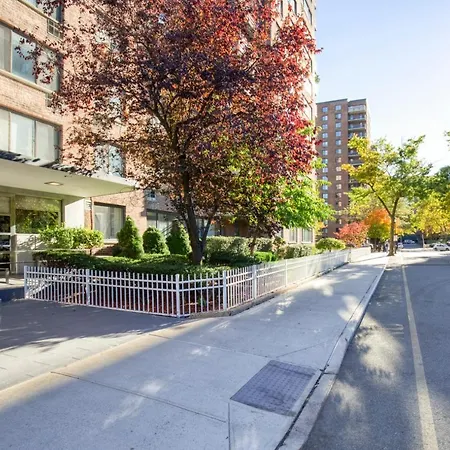 Apartment Uws 1br W Gym Doorman Nr Park Nyc-1321 *
