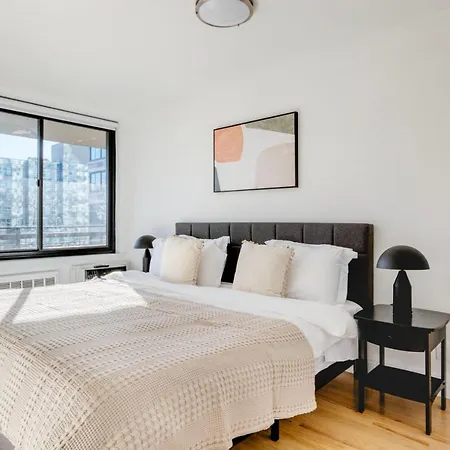 Apartment Uws 1br W Gym Doorman Nr Park Nyc-1321 New York