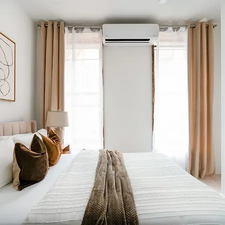 Apartment 317-2a Sleek Modern 1br Ues W D *