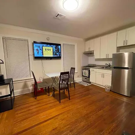 Entire Beautiful 2br L. Convenient Location In The Heart Of Queens! * New York