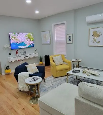Apartment A Dazzling Destination *