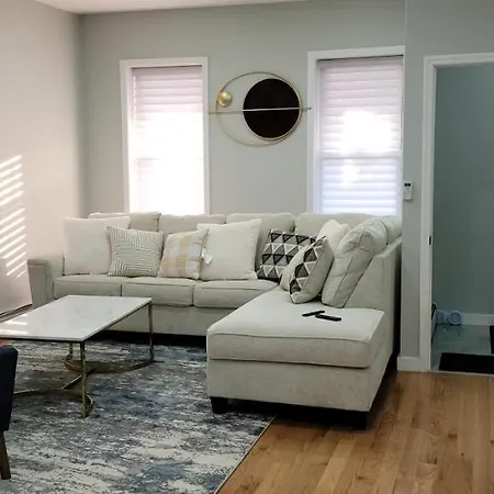 Apartment A Dazzling Destination New York