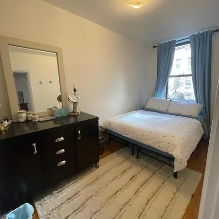 Apartment Cozy Place In Midtown Nyc New York