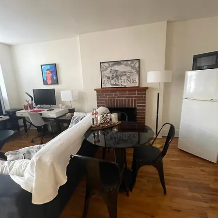 Apartment Cozy Place In Midtown Nyc New York