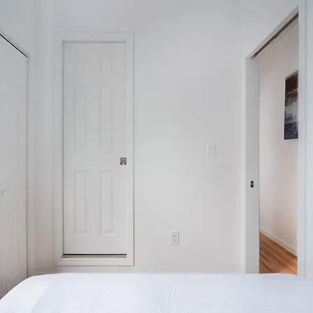 153-1g Newly Renovated 2br Lower East Side *