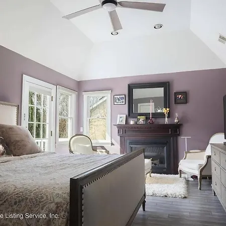 Like In Nyc W/5 Bedrooms And Pool Holiday home *
