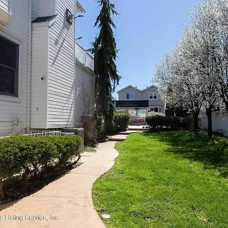 Like In Nyc W/5 Bedrooms And Pool