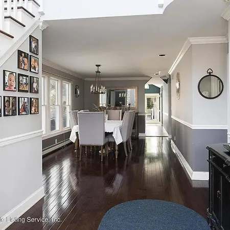 Like In Nyc W/5 Bedrooms And Pool * New York