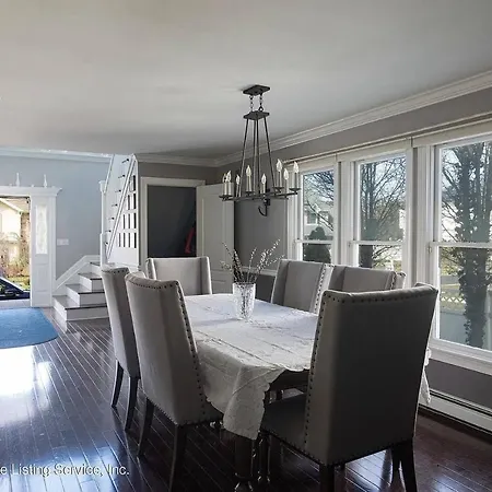 Holiday home Like In Nyc W/5 Bedrooms And Pool New York