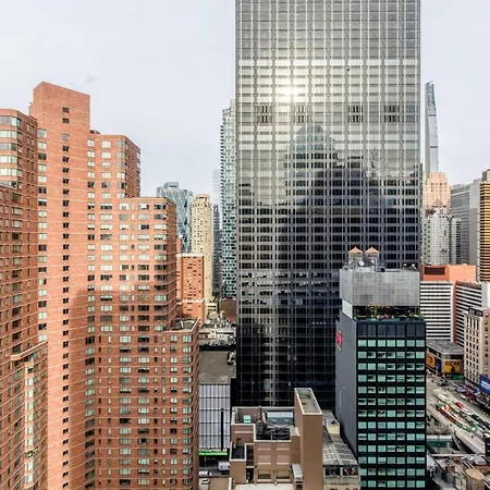 Midtown 1br W Elevator Gym Nr Times Square Nyc-1350 *