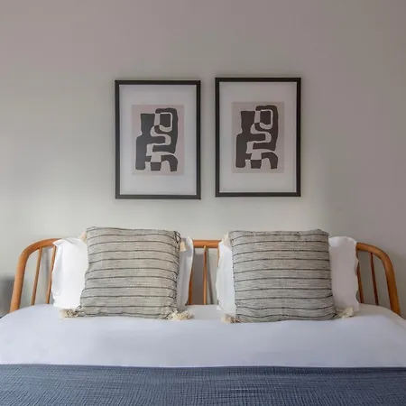 Midtown 2br W Doorman Nr Theater District Nyc-1349 * New York