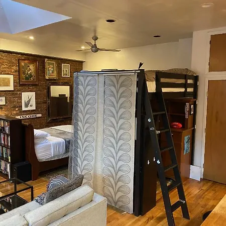 Apartment Carriage House Williamsburg Brooklyn Nyc Huge Studio New York