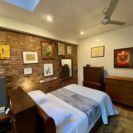 Carriage House Williamsburg Brooklyn Nyc Huge Studio *