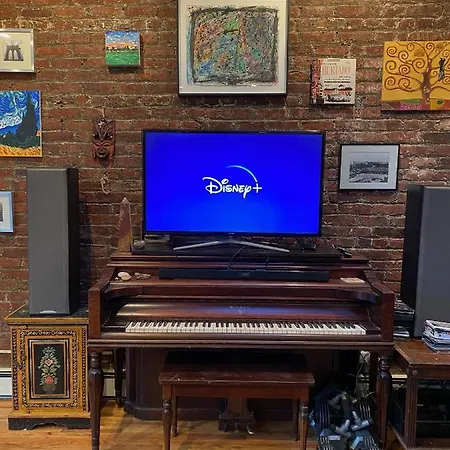 Apartment Carriage House Williamsburg Brooklyn Nyc Huge Studio