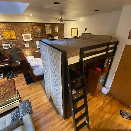 Apartment Carriage House Williamsburg Brooklyn Nyc Huge Studio *
