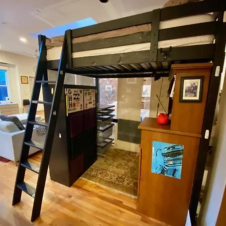 Carriage House Williamsburg Brooklyn Nyc Huge Studio Apartment *