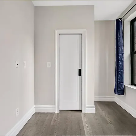 709: Columbus Circle Apartment New York