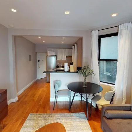 565: East Village Apartment New York
