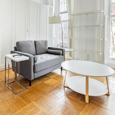 1427: Fort Greene Apartment *