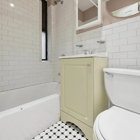 Apartment 565: East Village