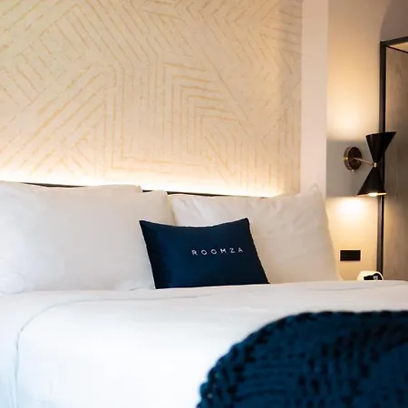 Roomza Times Square At Pestana Cr7 4*