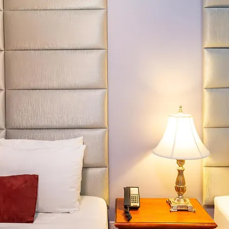 Hotel St.
