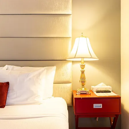 Hotel St. 2*