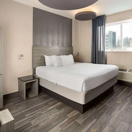 Ramada By Wyndham Bronx 3* New York