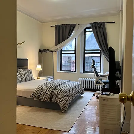 Time Square 42nd Street Private Homestay *