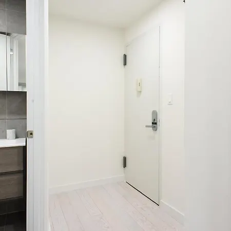 75-1b New Prime Upper East W D Elevator * New York