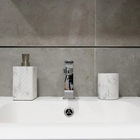 75-1b New Prime Upper East W D Elevator Apartment