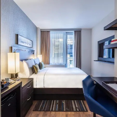 Hotel The Bernic City,tapestry Collection By Hilton