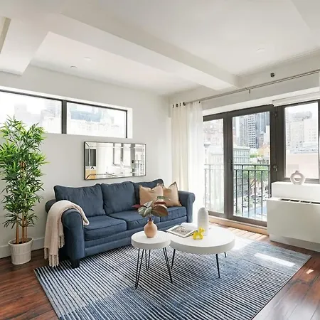 809-6a New 2br Private Roof & View Apartment