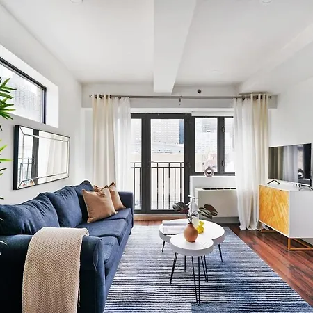 Apartment 809-6a New 2br Private Roof & View New York