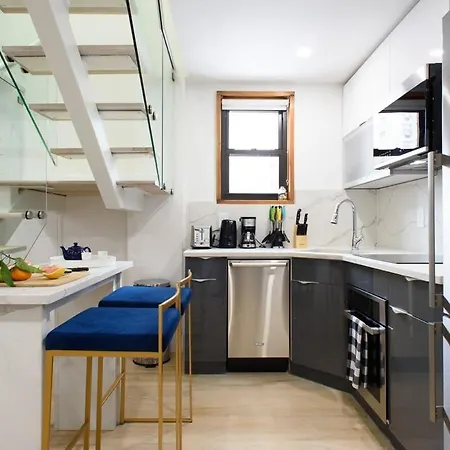 75-5d New Quality 3br Duplex W&d Elevator Apartment
