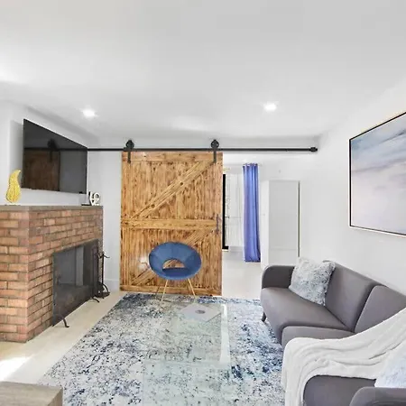 75-5c 3br Luxury Duplex Brand New W&d Elevator *