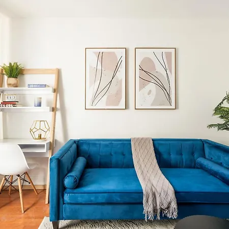 Apartment 69-4d Trendy Lower East Side 1b Brand New