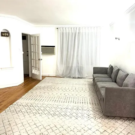 Rego Park Homestay *