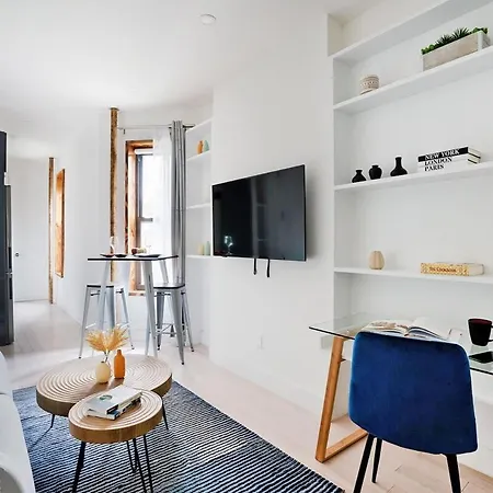 48-1fe Brand New 1br Prime Hell's Kitchen Wd In Unit New York