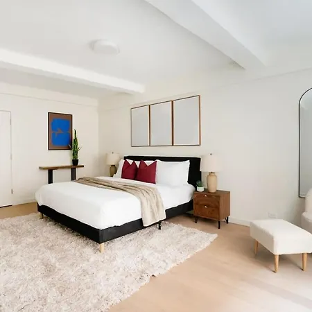 52-3de Newly Renovated 2br Bth Midtown East Apartment New York