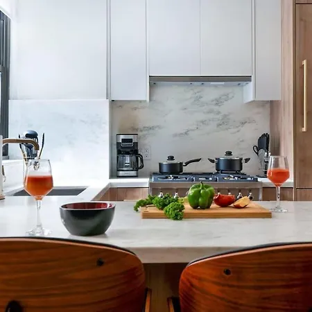 Apartment 52-3de Newly Renovated 2br Bth Midtown East